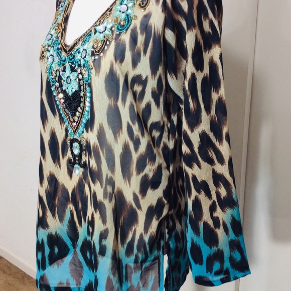 Mix Nouveau Sheer Leopard print/Rhinestone Top, M - Picture 5 of 8